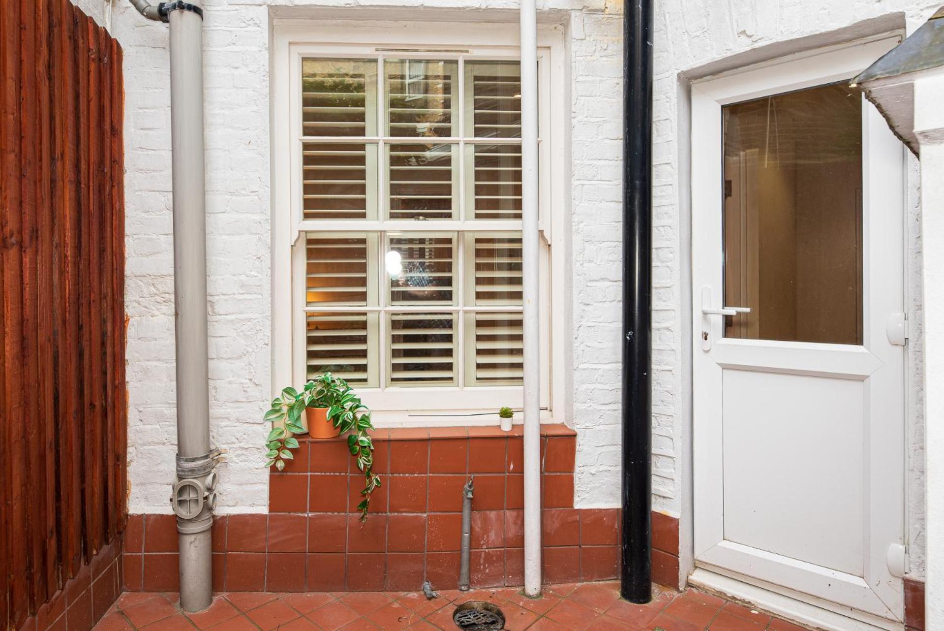 3 Bedroom Apartment With Private Terrace In Pimlico, Westminster, Victoria 런던 외부 사진