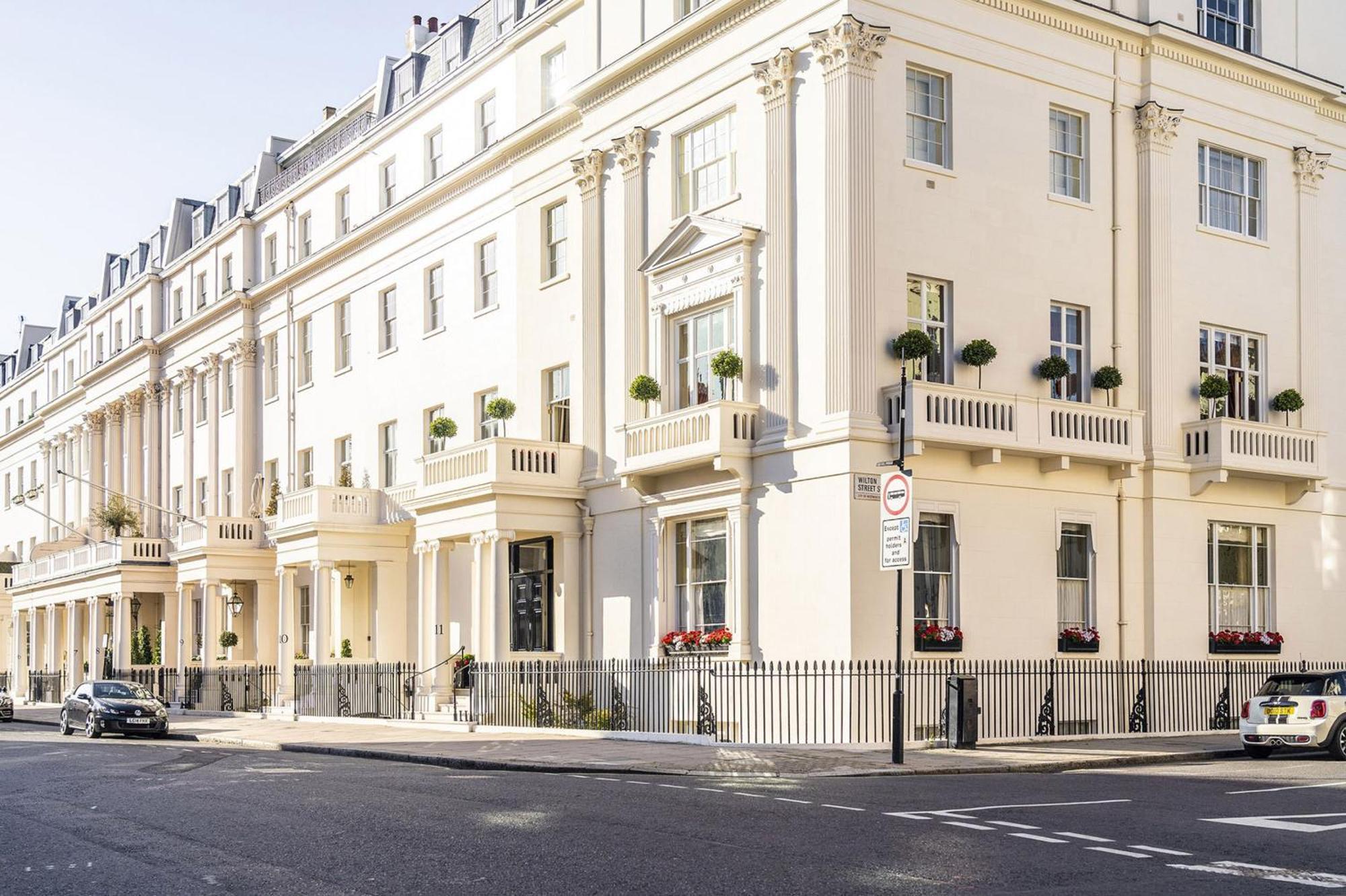 3 Bedroom Apartment With Private Terrace In Pimlico, Westminster, Victoria 런던 외부 사진